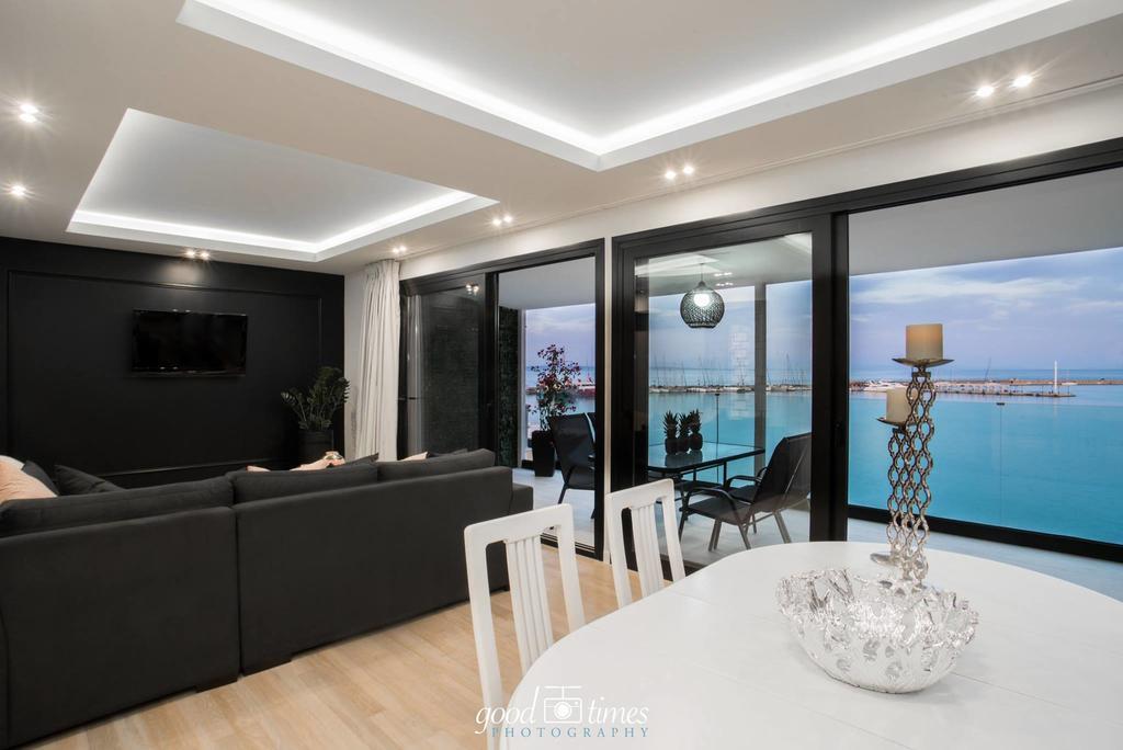 זקינטוס טאון Pineapple Seaside Suite מראה חיצוני תמונה